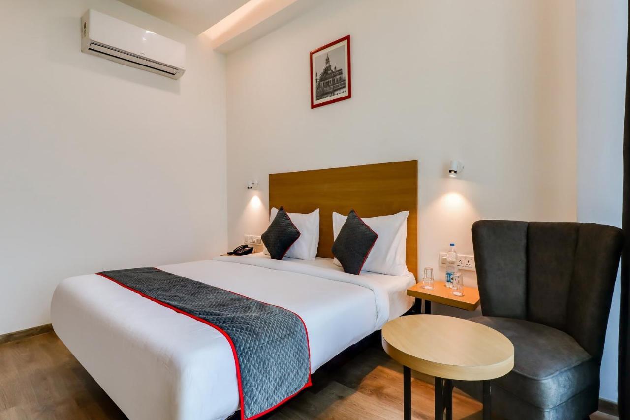 Super Townhouse Jashn Hotel Chinhat Exterior foto