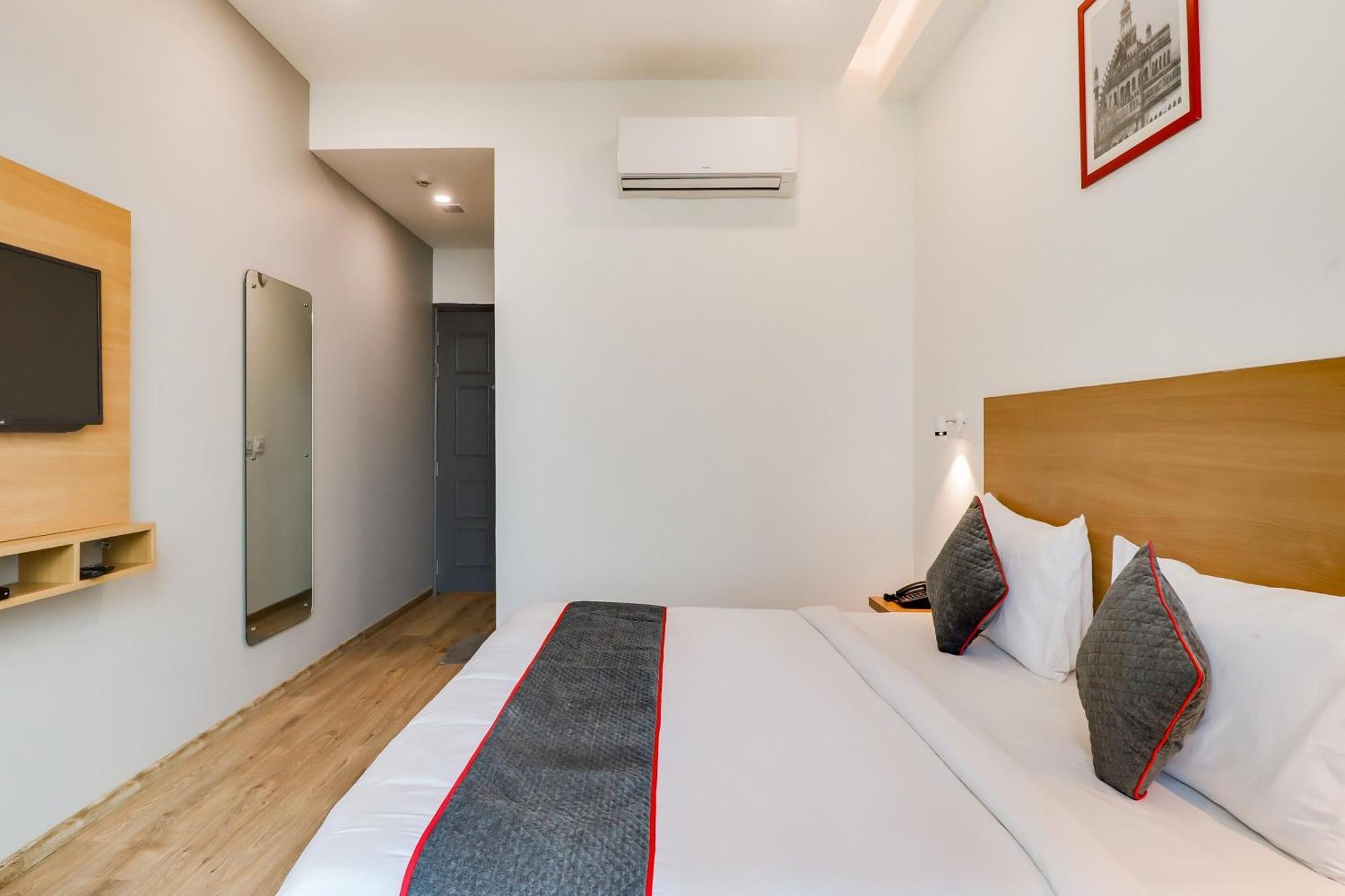 Super Townhouse Jashn Hotel Chinhat Exterior foto