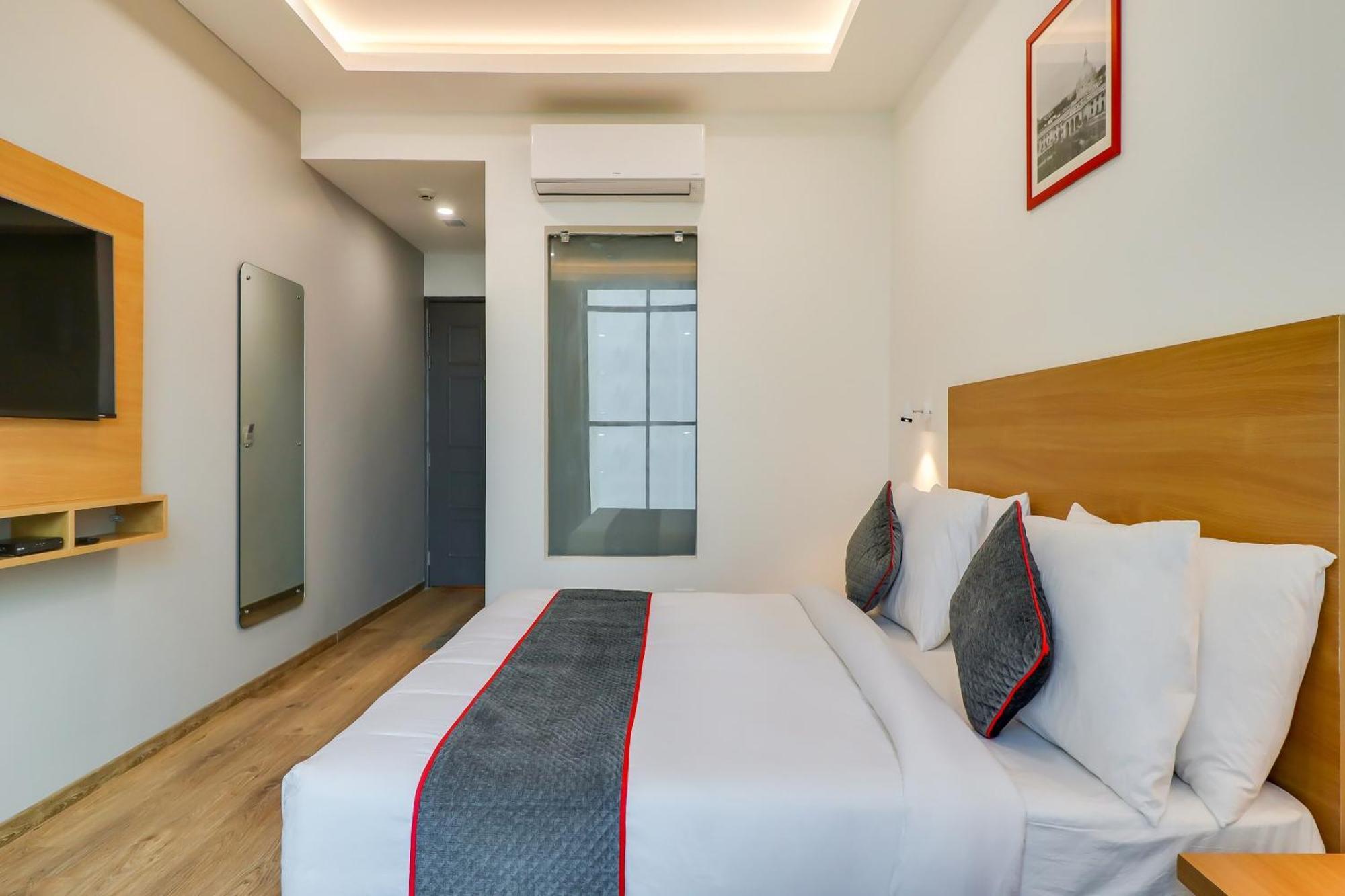 Super Townhouse Jashn Hotel Chinhat Exterior foto