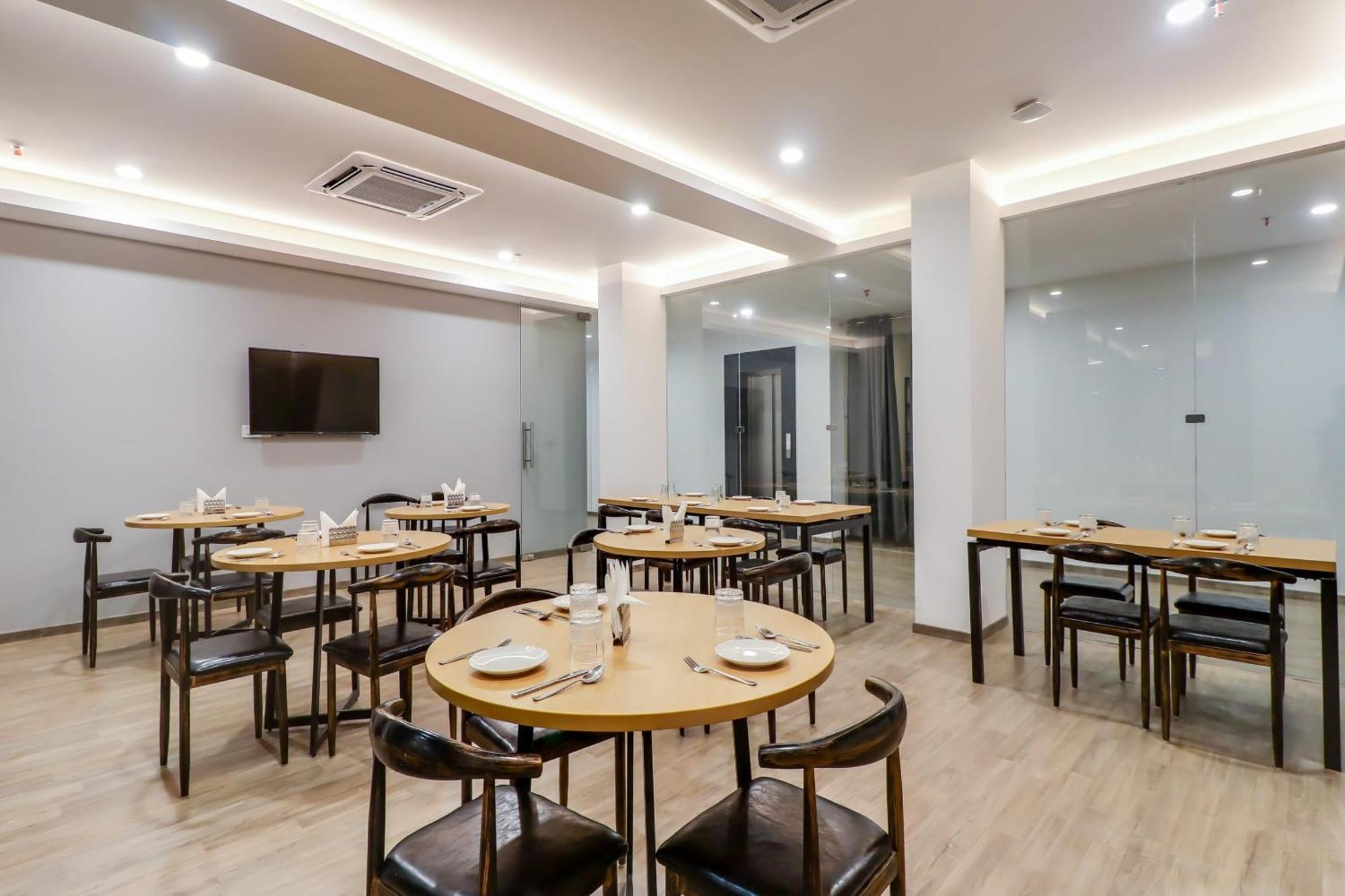 Super Townhouse Jashn Hotel Chinhat Exterior foto